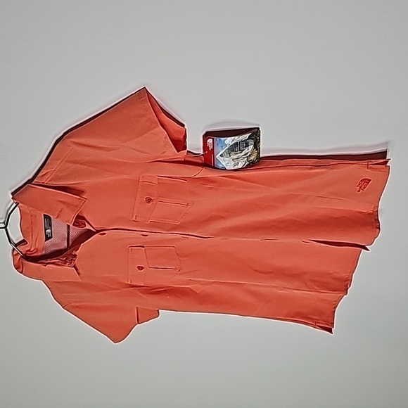 The North Face small salmon pink outdoors button down short sleeve - Picture 2 of 6